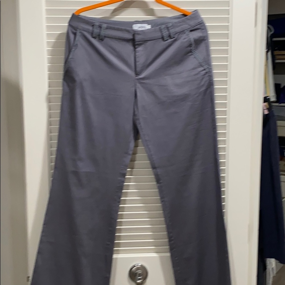 Grey pants wide legs, cool detail,size 8